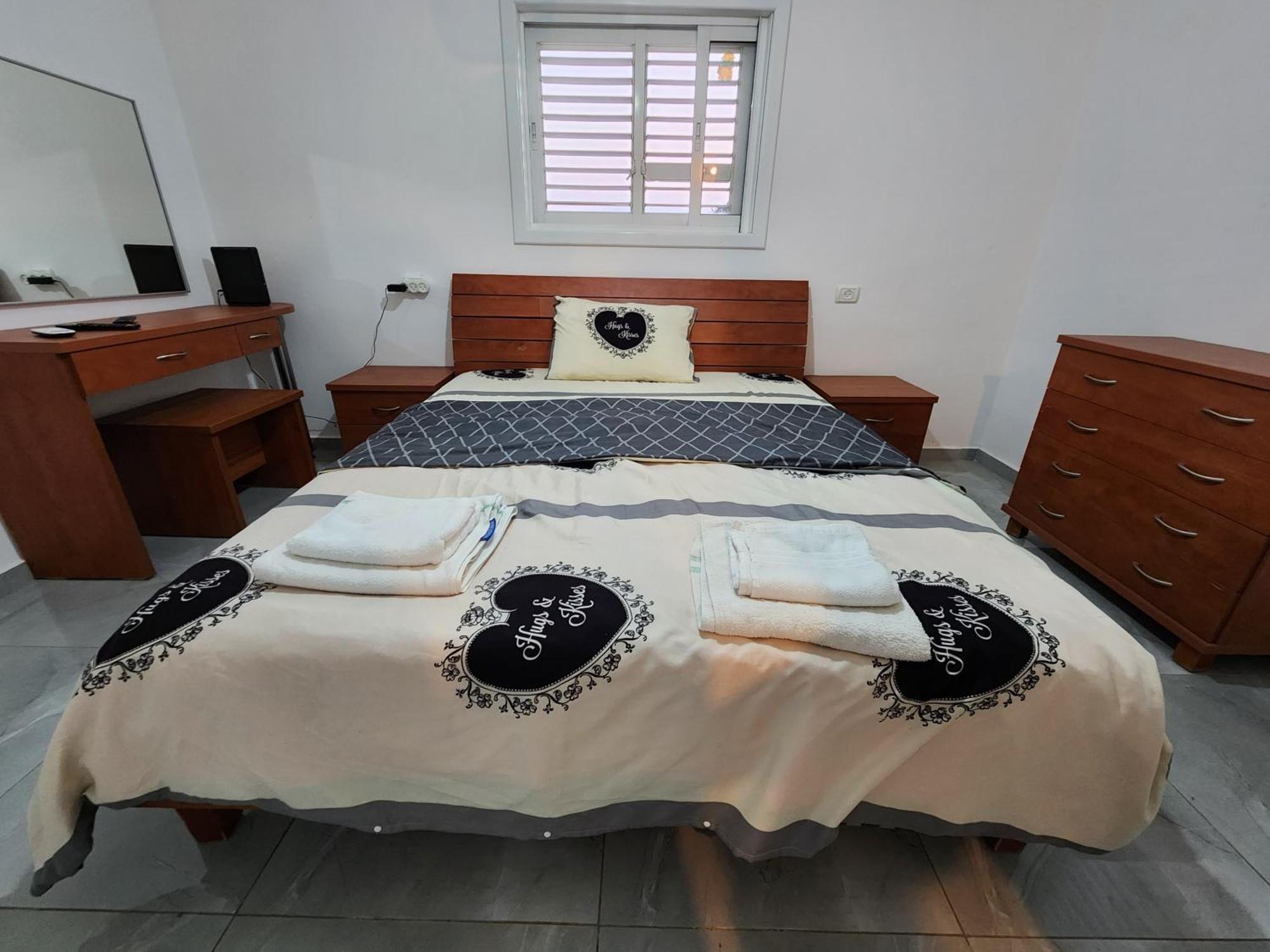 Short Term Stay In Rehovot Central Location Near Nes Ziona Rishon Lezion Jerusalem And Tel Aviv Exterior photo